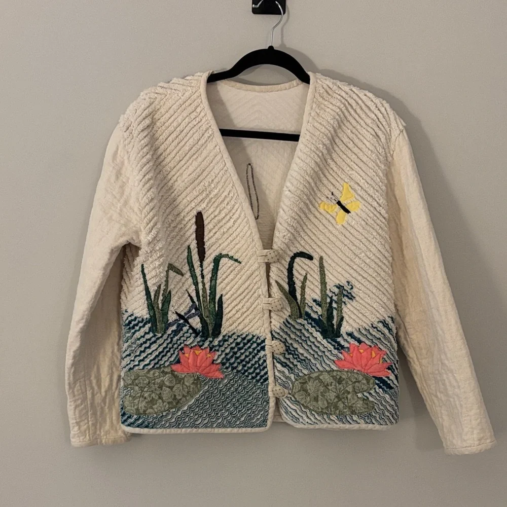 Vintage and Handmade Jacket with pond/lillypad scene size m - Picture 1 of 6